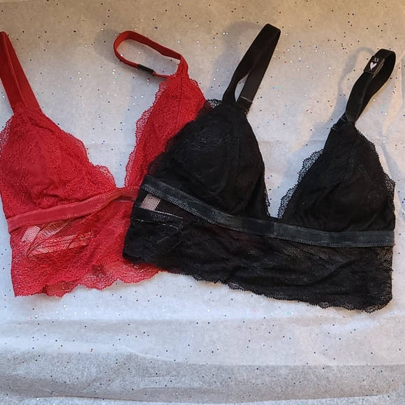 🥳LAST ONE🥳BUY 1 GET 1 FREE VICTORIA SECRET RED CROCHET BRA - Picture 11 of 11